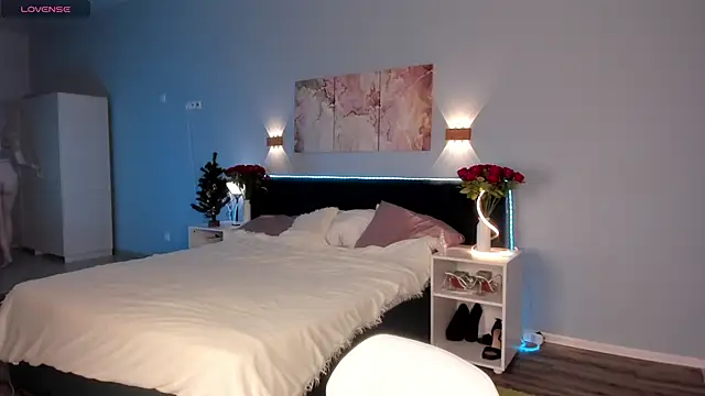 Snapshot of ShyEmma_ chatting on December 20, 2025, 1:12 am ShyEmma online show from December 20, 2025, 1:12 am