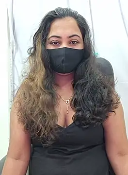 Snapshot of Bristy- chatting on October 7, 2025, 7:55 pm Bristy- online show from October 7, 2025, 7:55 pm