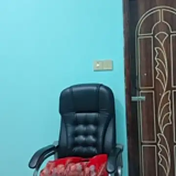 Snapshot of Bristy- chatting on November 16, 2025, 3:17 pm Bristy- online show from November 16, 2025, 3:17 pm