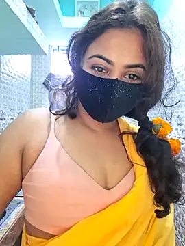 Snapshot of Bristy- chatting on December 22, 2025, 5:37 am Bristy- online show from December 22, 2025, 5:37 am