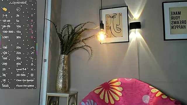 Snapshot of dulce_fiore07 chatting on November 6, 2025, 12:39 pm dulce fiore07 online show from November 6, 2025, 12:39 pm