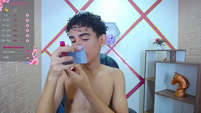 Snapshot of Blake_Mils chatting on September 27, 2025, 4:23 pm Blake Mils online show from September 27, 2025, 4:23 pm