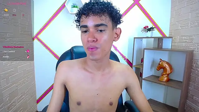 Snapshot of Blake_Mils chatting on November 8, 2025, 6:40 pm Blake Mils online show from November 8, 2025, 6:40 pm