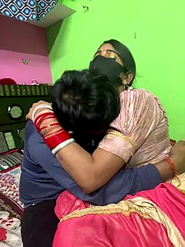 SEXY-SIMI-BHABI online show from November 10, 2025, 3:00 pm