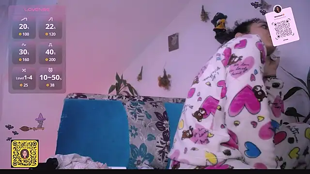 Nocturnawitch online show from October 24, 2025, 1:07 pm