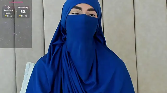  Zahiira  online show from November 1, 2025, 12:07 pm