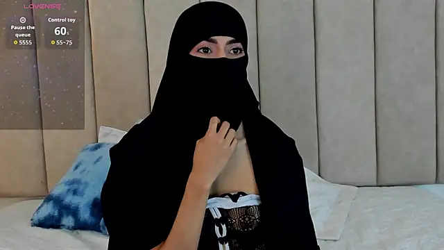  Zahiira  online show from March 23, 2026, 11:58 am