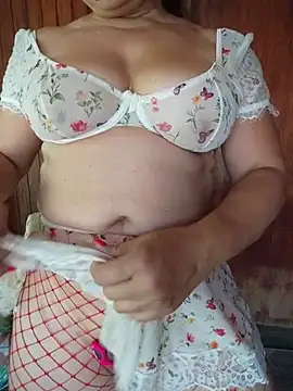 BigAssMom  online show from June 14, 2026, 9:22 am