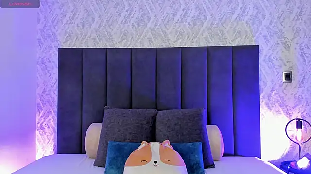 Snapshot of dana_hazze chatting on November 17, 2025, 6:03 pm dana hazze online show from November 17, 2025, 6:03 pm