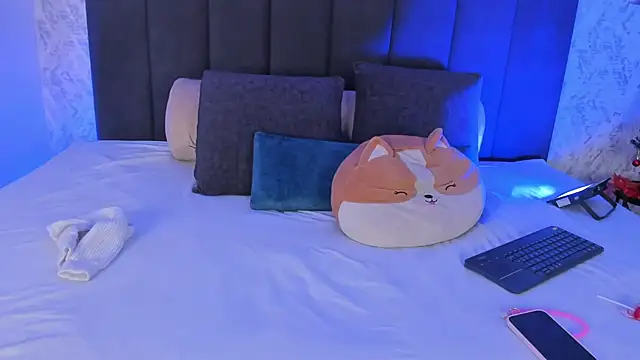 Snapshot of dana_hazze chatting on December 17, 2025, 9:21 pm dana hazze online show from December 17, 2025, 9:21 pm