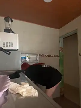 ScarlettRusso1 online show from November 12, 2025, 6:41 pm