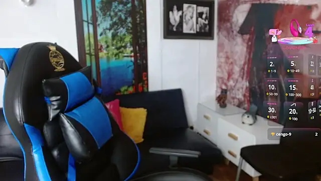 gigi gilt  online show from November 9, 2025, 4:11 am