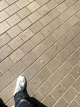 kamo012000 online show from December 15, 2025, 1:26 pm