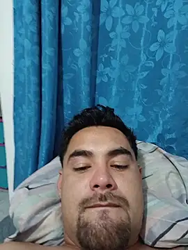 Maximo cum27 online show from July 6, 2026, 12:57 pm