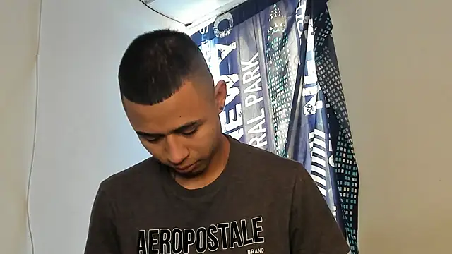 Snapshot of _Logan_Colton_ chatting on February 8, 2026, 4:54 pm Logan Colton online show from February 8, 2026, 4:54 pm