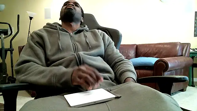 Snapshot of james421__ chatting on November 20, 2025, 8:52 pm james421 online show from November 20, 2025, 8:52 pm