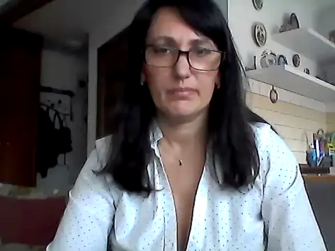 Elena48324 online show from April 15, 2026, 11:17 am