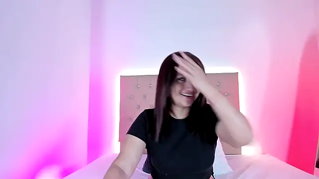 Snapshot of Zafiro__Brown chatting on October 19, 2025, 11:55 am Zafiro Brown online show from October 19, 2025, 11:55 am