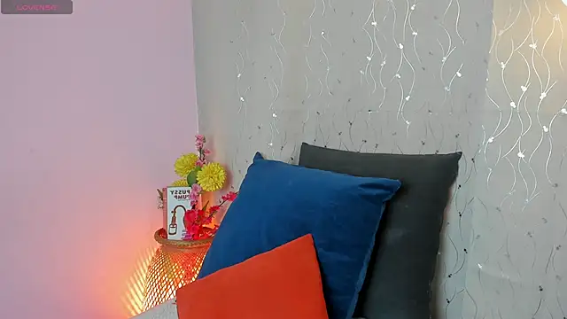 Dafne Mel online show from April 1, 2026, 7:55 pm