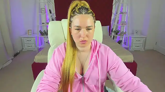 Sofii darling online show from March 30, 2026, 4:30 pm