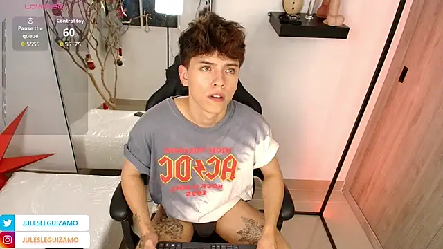 Snapshot of stev_austin_ chatting on November 9, 2025, 12:20 am stev austin online show from November 9, 2025, 12:20 am