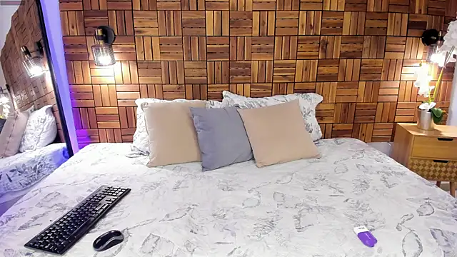 Snapshot of debra_win chatting on January 15, 2026, 11:19 pm debra win online show from January 15, 2026, 11:19 pm