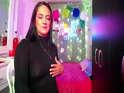 Snapshot of FernandaRui chatting on March 10, 2026, 12:04 am FernandaRui online show from March 10, 2026, 12:04 am