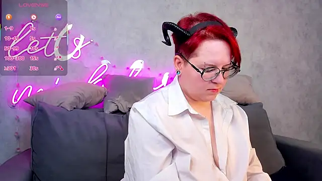 Snapshot of Michelle_Wilsson chatting on November 2, 2025, 6:49 am Michelle Wilsson online show from November 2, 2025, 6:49 am