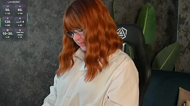 Snapshot of Michelle_Wilsson chatting on November 12, 2025, 9:32 am Michelle Wilsson online show from November 12, 2025, 9:32 am