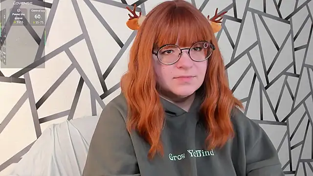 Snapshot of Michelle_Wilsson chatting on December 1, 2025, 7:35 am Michelle Wilsson online show from December 1, 2025, 7:35 am