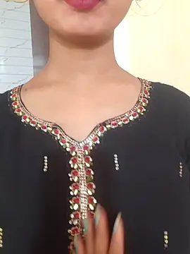Snapshot of Fiza_Rani78 chatting on August 1, 2026, 2:33 am Fiza Rani78 online show from August 1, 2026, 2:33 am