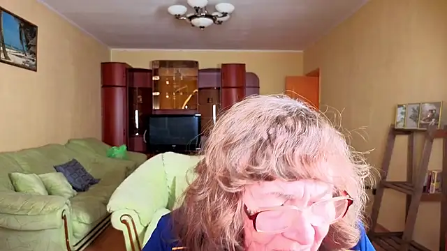 Betty Brick online show from January 17, 2026, 7:28 pm