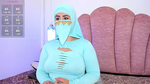 Snapshot of halabi_saha chatting on October 17, 2025, 1:14 pm halabi saha online show from October 17, 2025, 1:14 pm