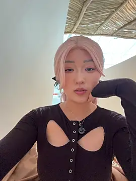 winter11 online show from November 18, 2025, 6:51 am