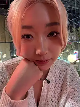 winter11 online show from January 13, 2026, 3:56 am