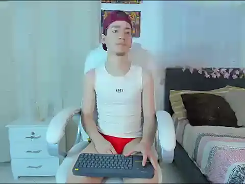 Snapshot of ThiagooJames chatting on November 25, 2025, 2:00 am ThiagooJames online show from November 25, 2025, 2:00 am