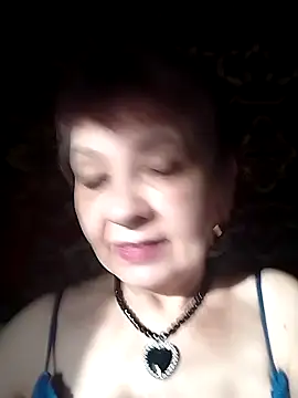 Rose60301 online show from November 3, 2025, 9:10 am