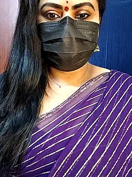 honey-flower online show from December 2, 2025, 8:04 pm