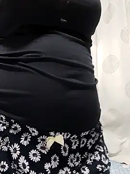 Snapshot of linakhalifa chatting on October 19, 2025, 7:20 am linakhalifa online show from October 19, 2025, 7:20 am