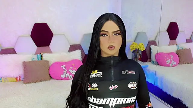 kushina uzumaki75 online show from October 11, 2025, 4:22 am