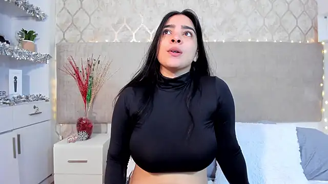 KamilaBetancourt online show from December 3, 2025, 1:20 pm