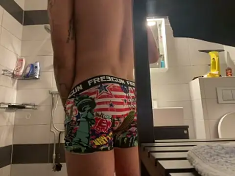 Tholel420 online show from November 17, 2025, 6:03 pm