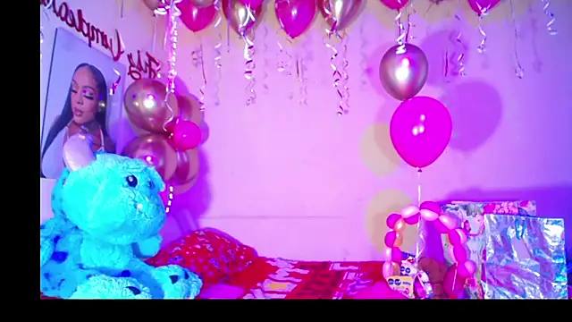 pink 7777 online show from November 8, 2025, 4:29 pm