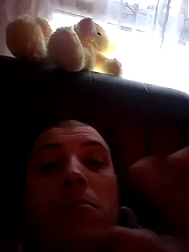 Snapshot of kisspussy1993 chatting on February 23, 2026, 7:06 am kisspussy1993 online show from February 23, 2026, 7:06 am