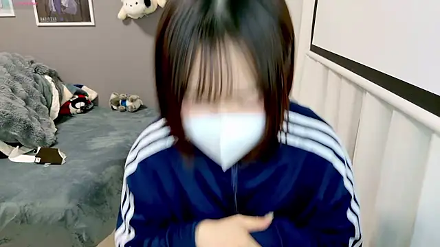 chii chan o0 online show from January 10, 2026, 1:13 pm