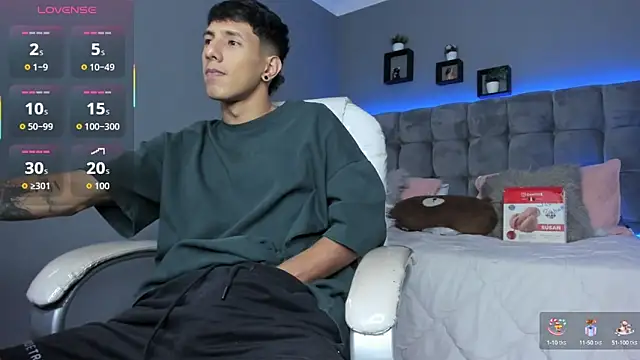 Snapshot of Juan_zabala chatting on September 23, 2025, 12:19 pm Juan zabala online show from September 23, 2025, 12:19 pm
