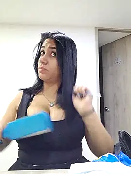 Snapshot of Samantha_hotly chatting on February 28, 2026, 12:39 pm Samantha hotly online show from February 28, 2026, 12:39 pm