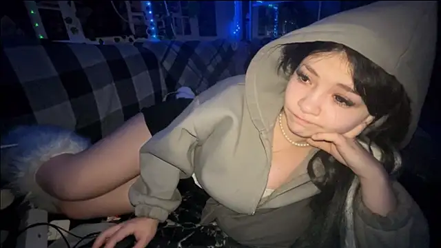 Snapshot of nikoli_naw chatting on February 11, 2026, 9:09 pm nikoli naw online show from February 11, 2026, 9:09 pm