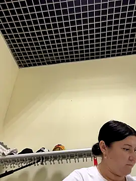 Liza Will online show from September 18, 2025, 10:39 am