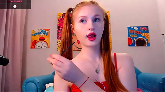 LuxXAngel online show from November 7, 2025, 12:10 am